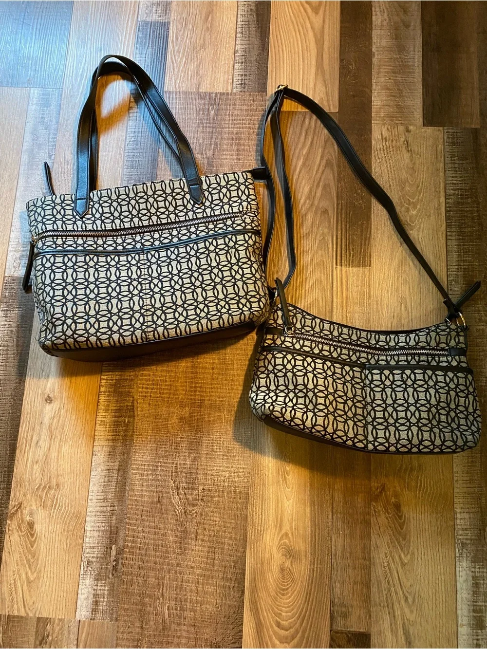 Source Unknown Black and Cream Geometric Tote and Crossbody Set